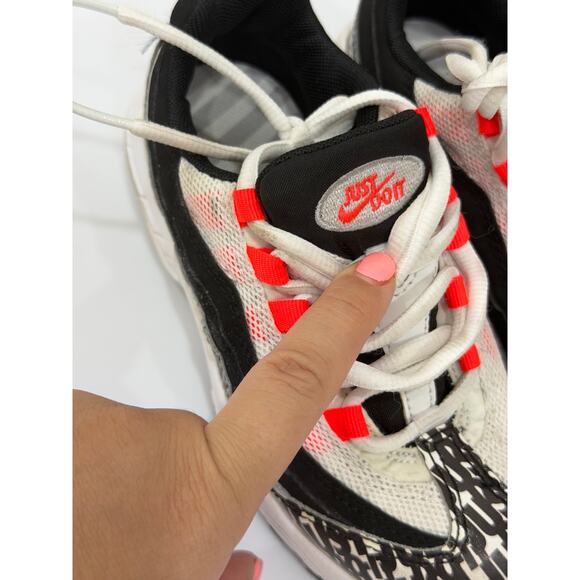 Nike Air Max 95 Sneaker Boys Size 12c (AT6160-001) - Picture 11 of 11